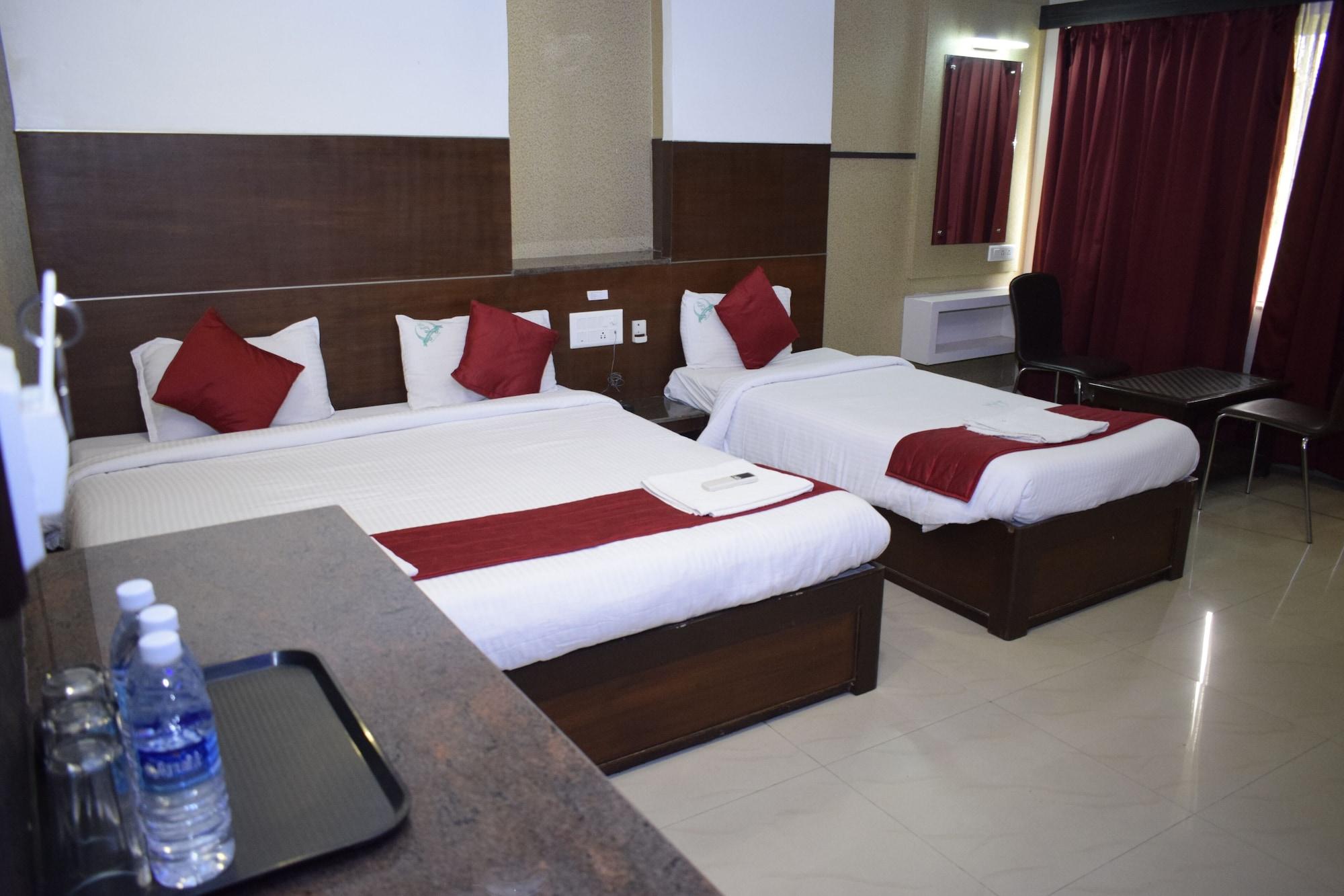 Hotel Sumith Palace Pondichéry Extérieur photo