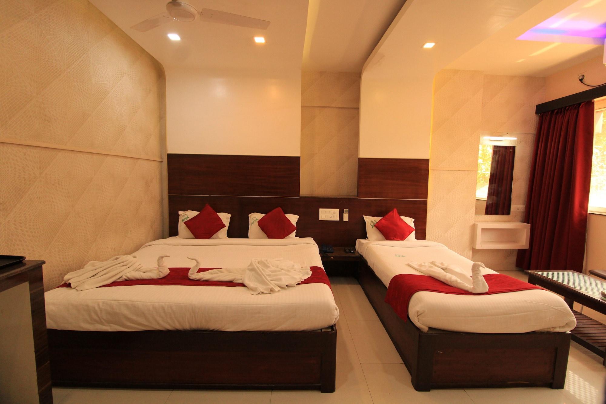 Hotel Sumith Palace Pondichéry Extérieur photo
