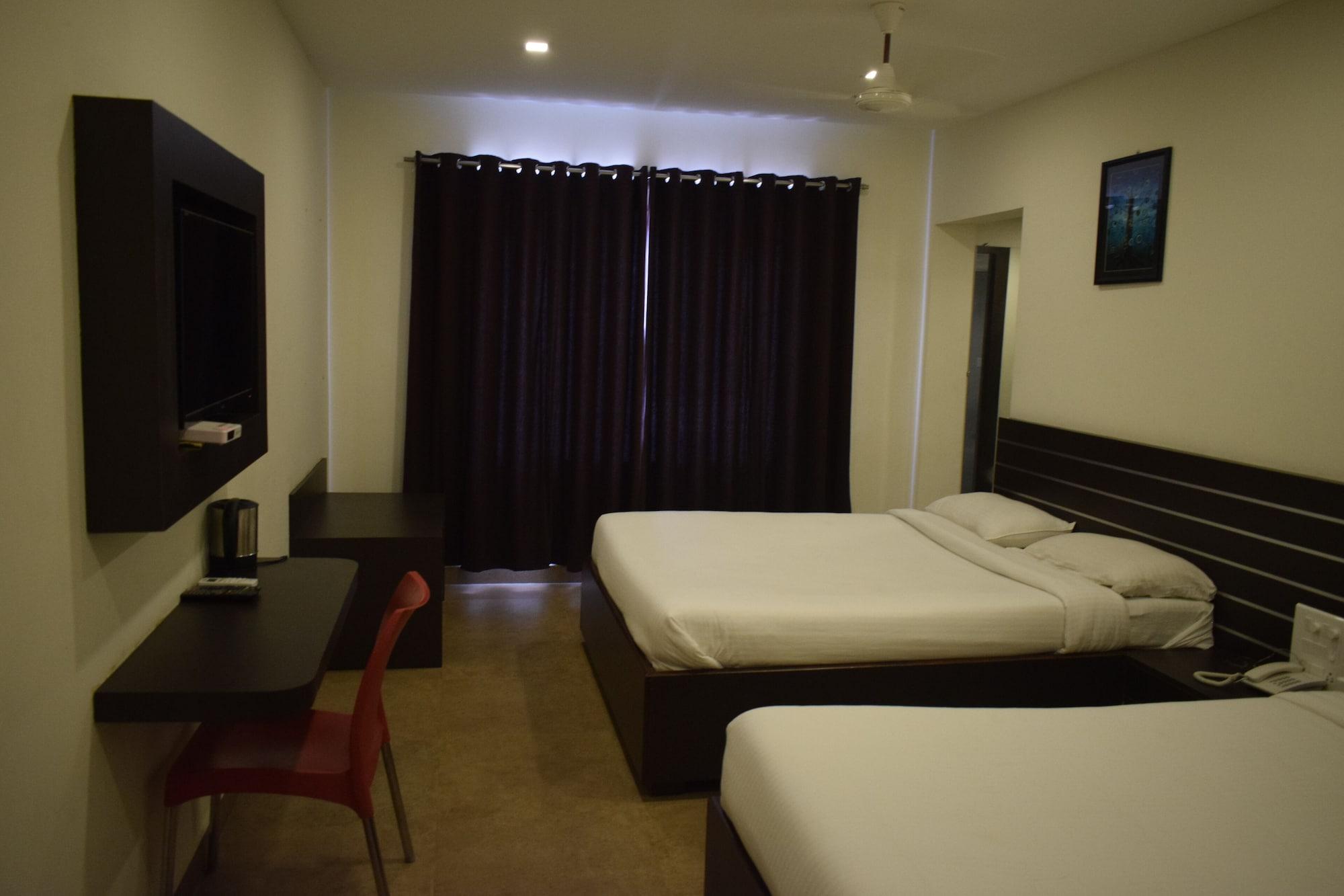 Hotel Sumith Palace Pondichéry Extérieur photo