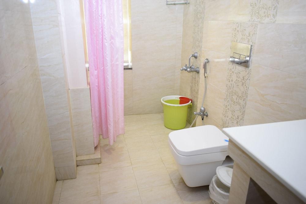 Hotel Sumith Palace Pondichéry Extérieur photo
