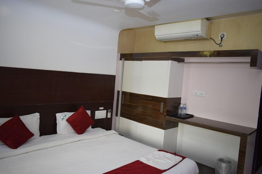 Hotel Sumith Palace Pondichéry Extérieur photo