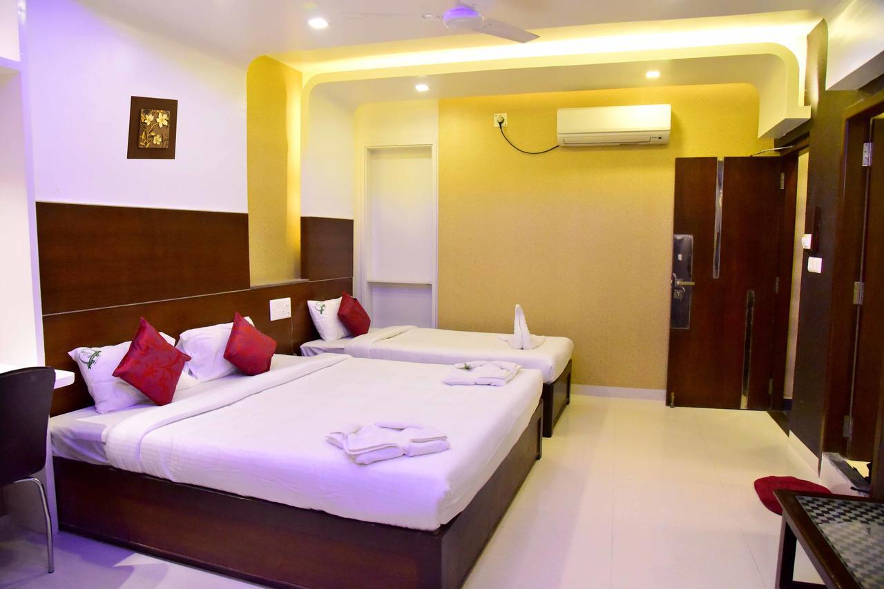 Hotel Sumith Palace Pondichéry Extérieur photo