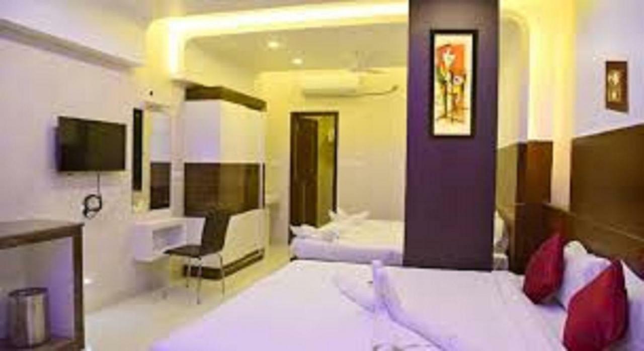 Hotel Sumith Palace Pondichéry Extérieur photo